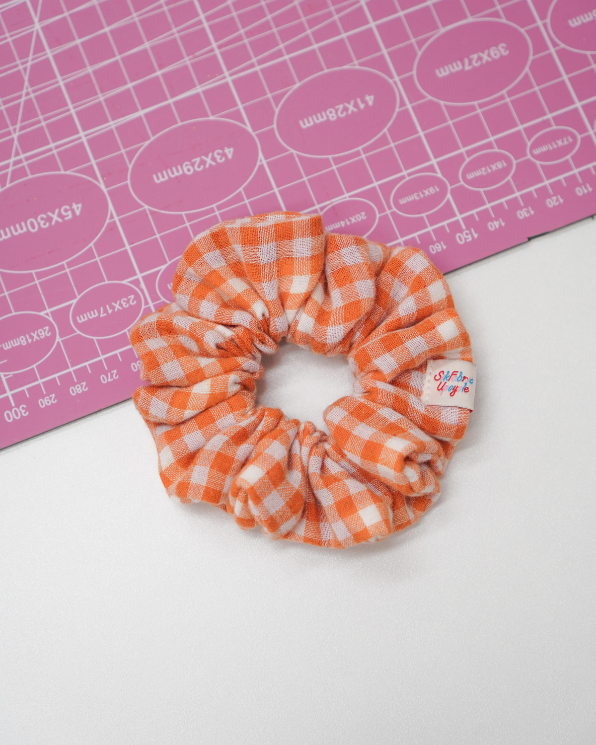 Scrunchie | L size (Orange Gingham)