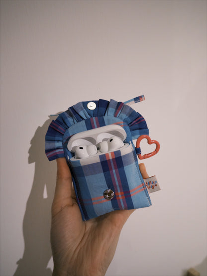 Ruffled AirPods Pouch （AirPods Pro2/3 | 磁吸款 | Blue with Pink Stripes)