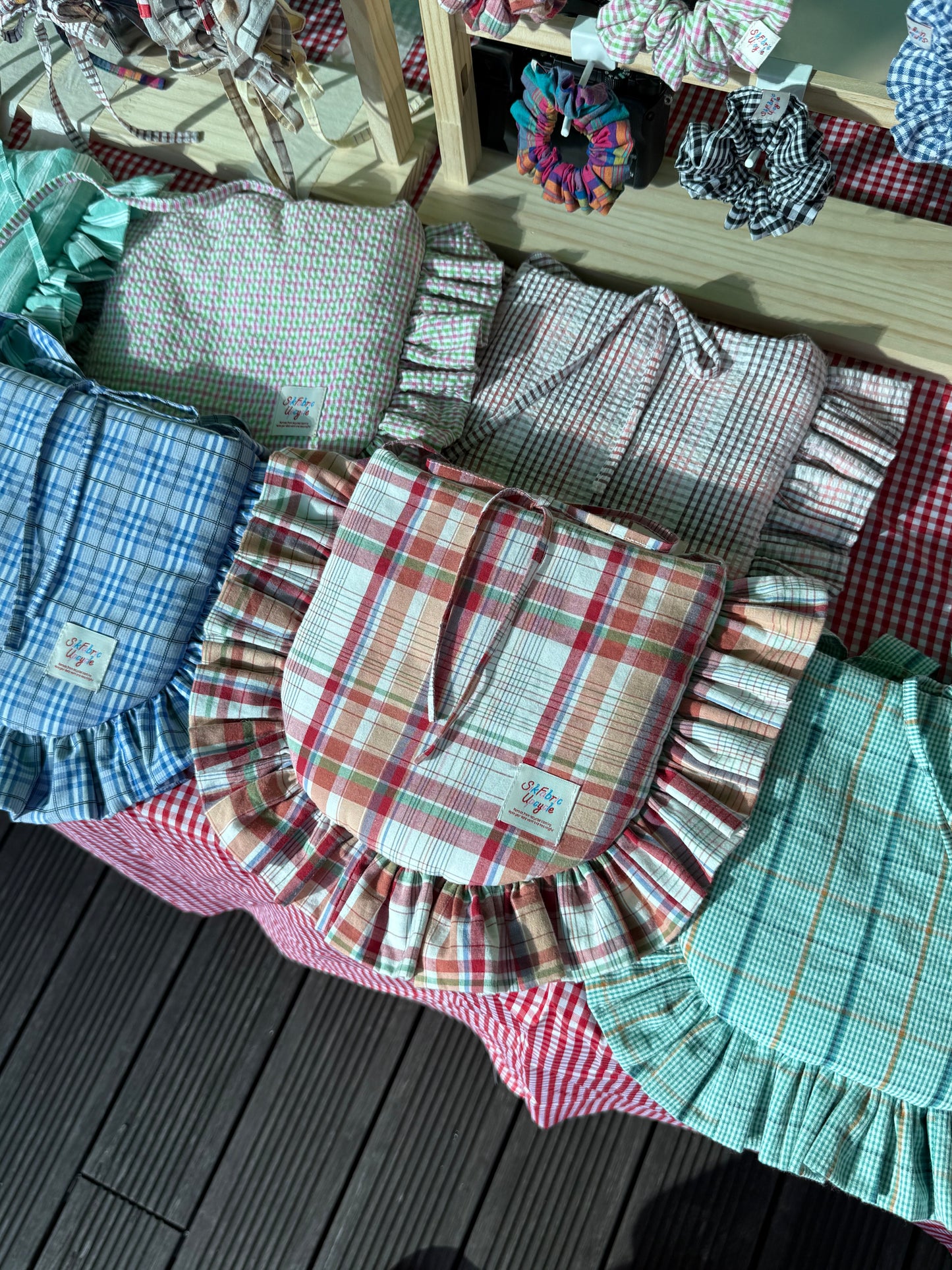 Ruffled Crossbody Bag (M Size | Sunset Orange）