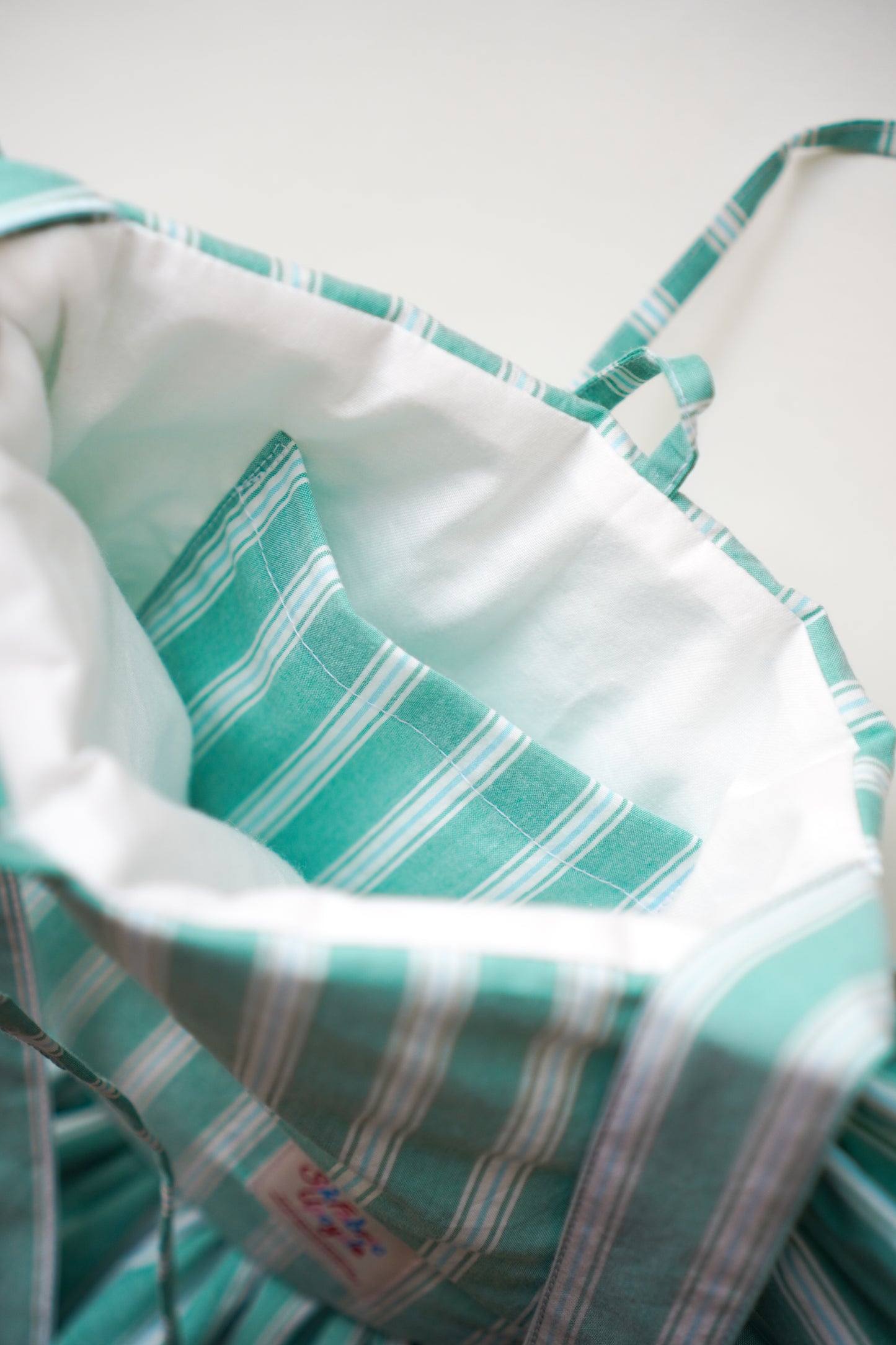 Ruffled Crossbody Bag (M Size | Lake Green)