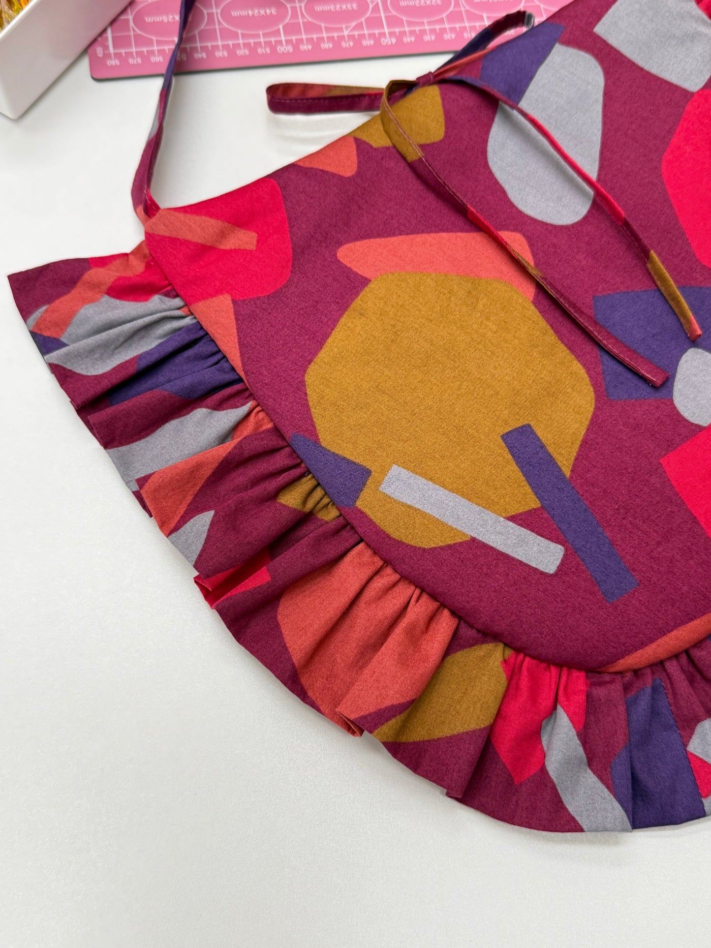 Ruffled Crossbody Bag (L Size | Geometric Purple)