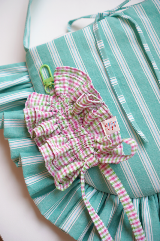 Ruffled Keychain | M size | Green & Pink