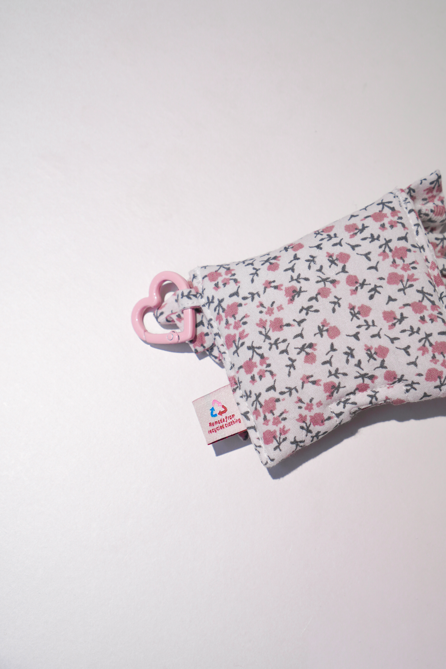 Ruffled AirPods Pouch （AirPods Pro2/3 | 磁吸款 | Pink Floral)