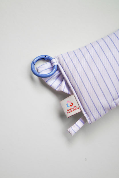 Ruffled AirPods Pouch （AirPods Pro2/Pro3 | 綁結款 | White with Blue Stripes）