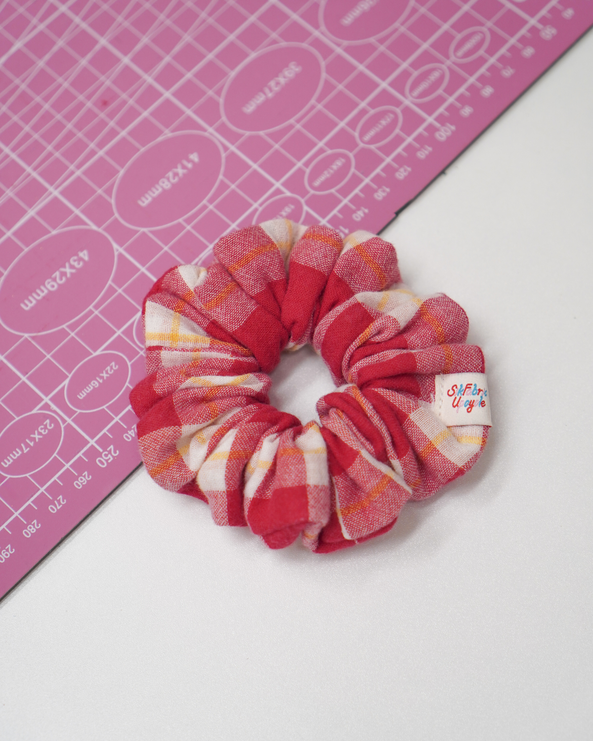 Scrunchie | L size (Pink with Yellow Stripes)