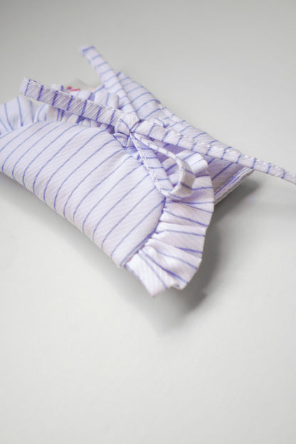 Ruffled AirPods Pouch （AirPods Pro2/Pro3 | 綁結款 | White with Blue Stripes）