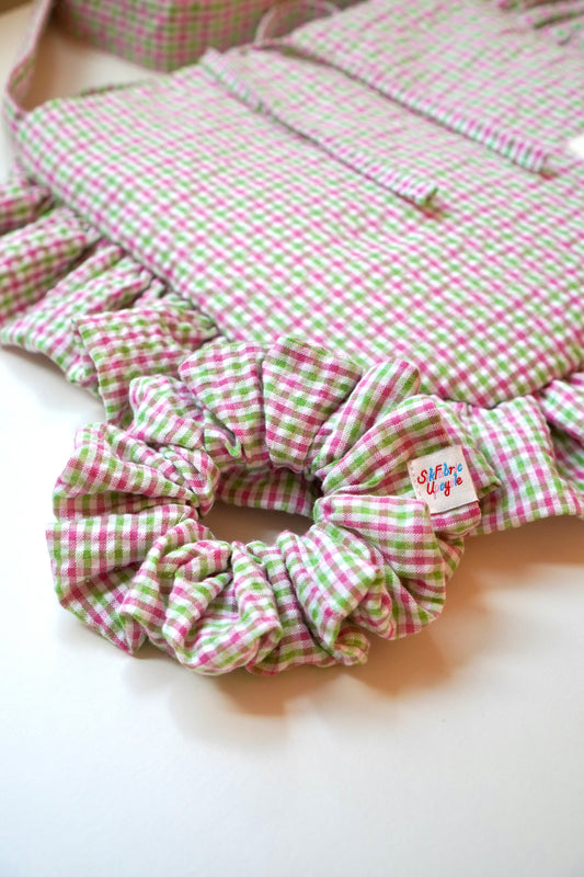 Scrunchie (Green & Pink)