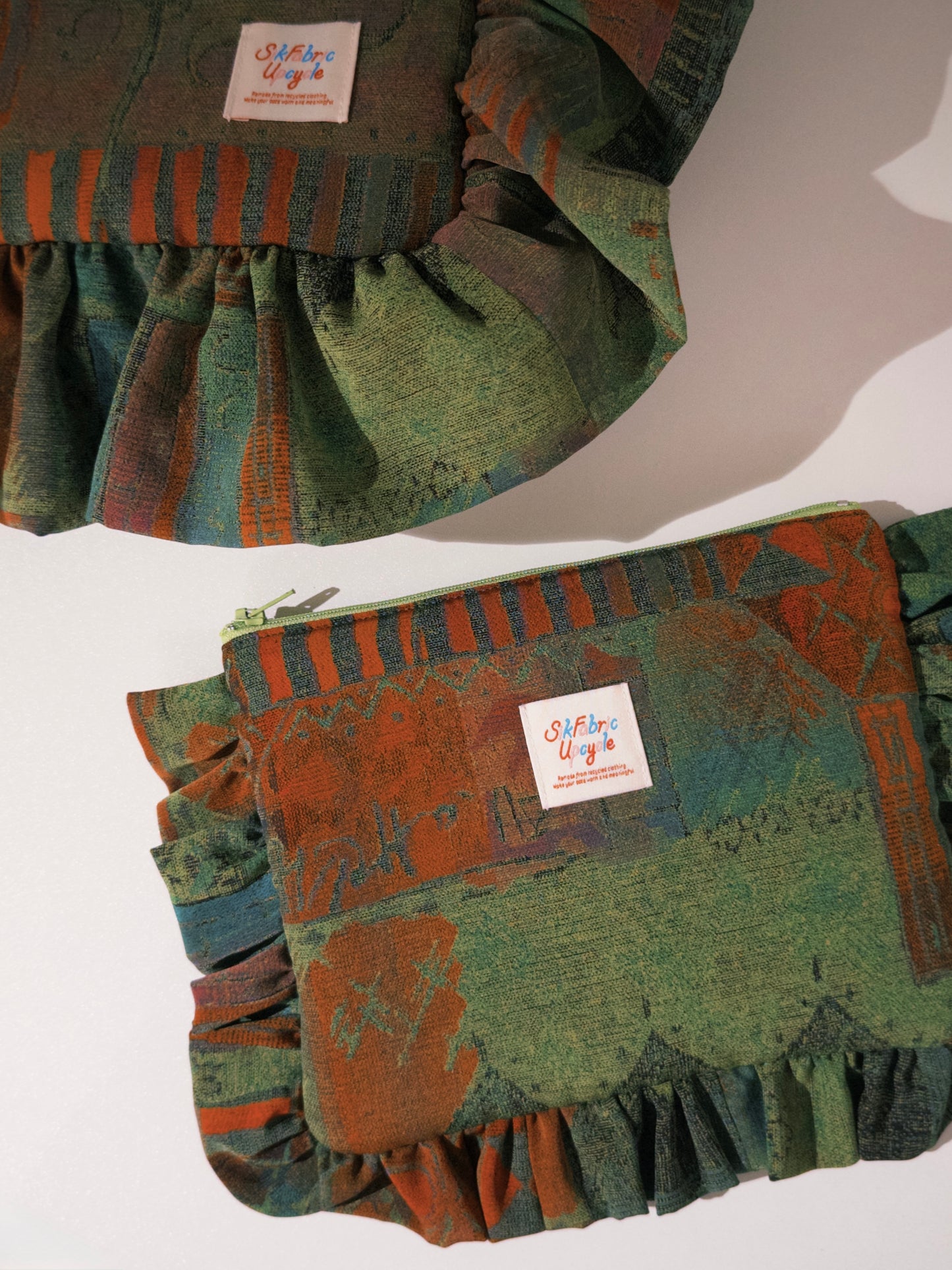 Ruffled Puffy Pouch | Earthy Olive Green