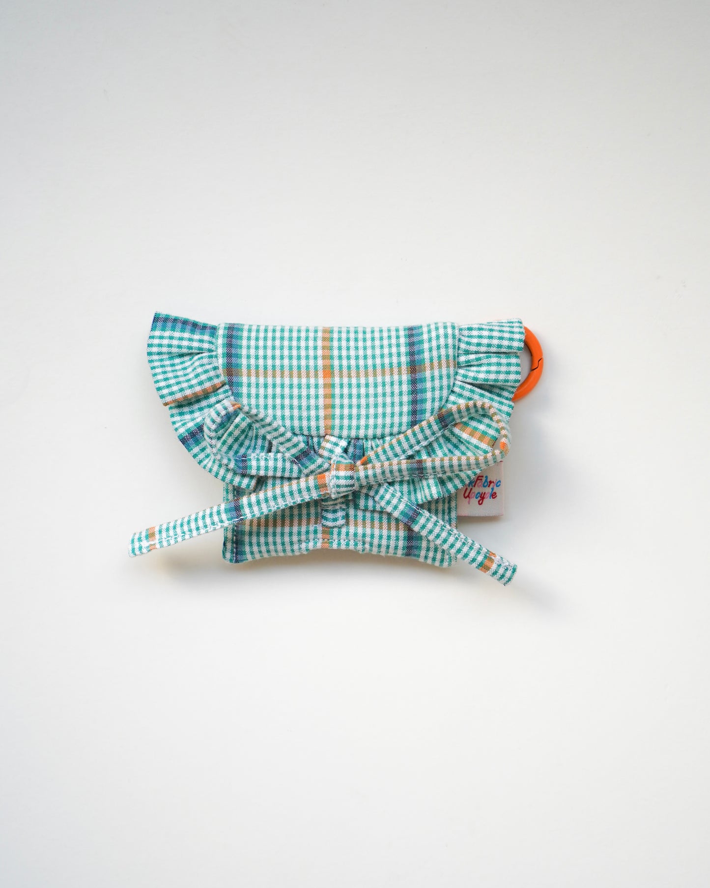 [Pre-order] Ruffled AirPods Pouch (Green & Orange)