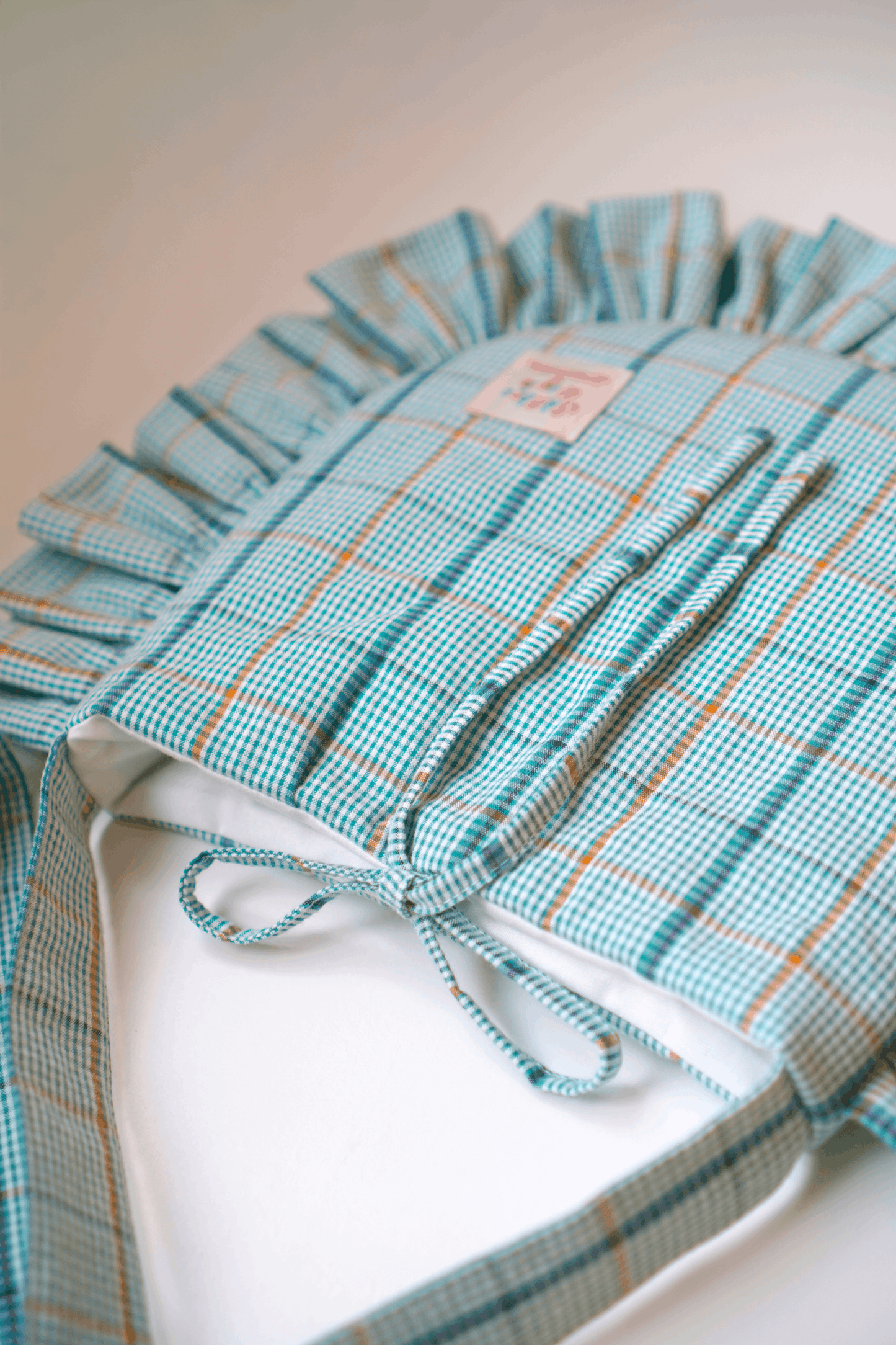 Ruffled Crossbody Bag (M Size | Green & Orange)